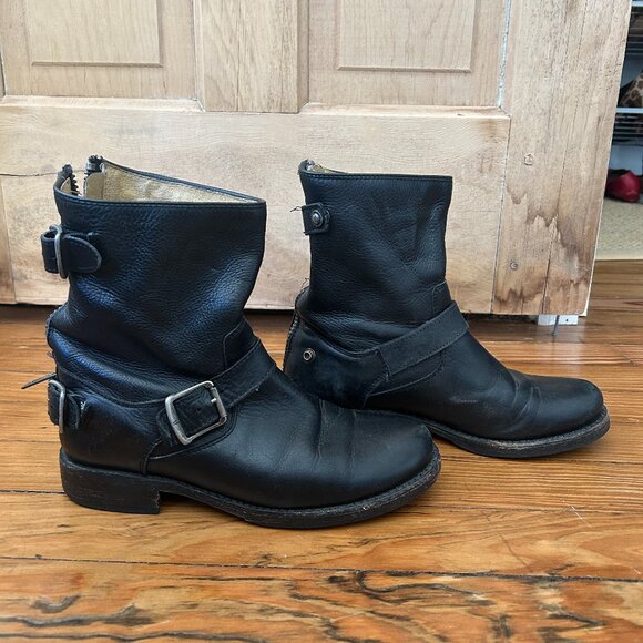 Frye Veronica Bootie - Picture 1 of 4